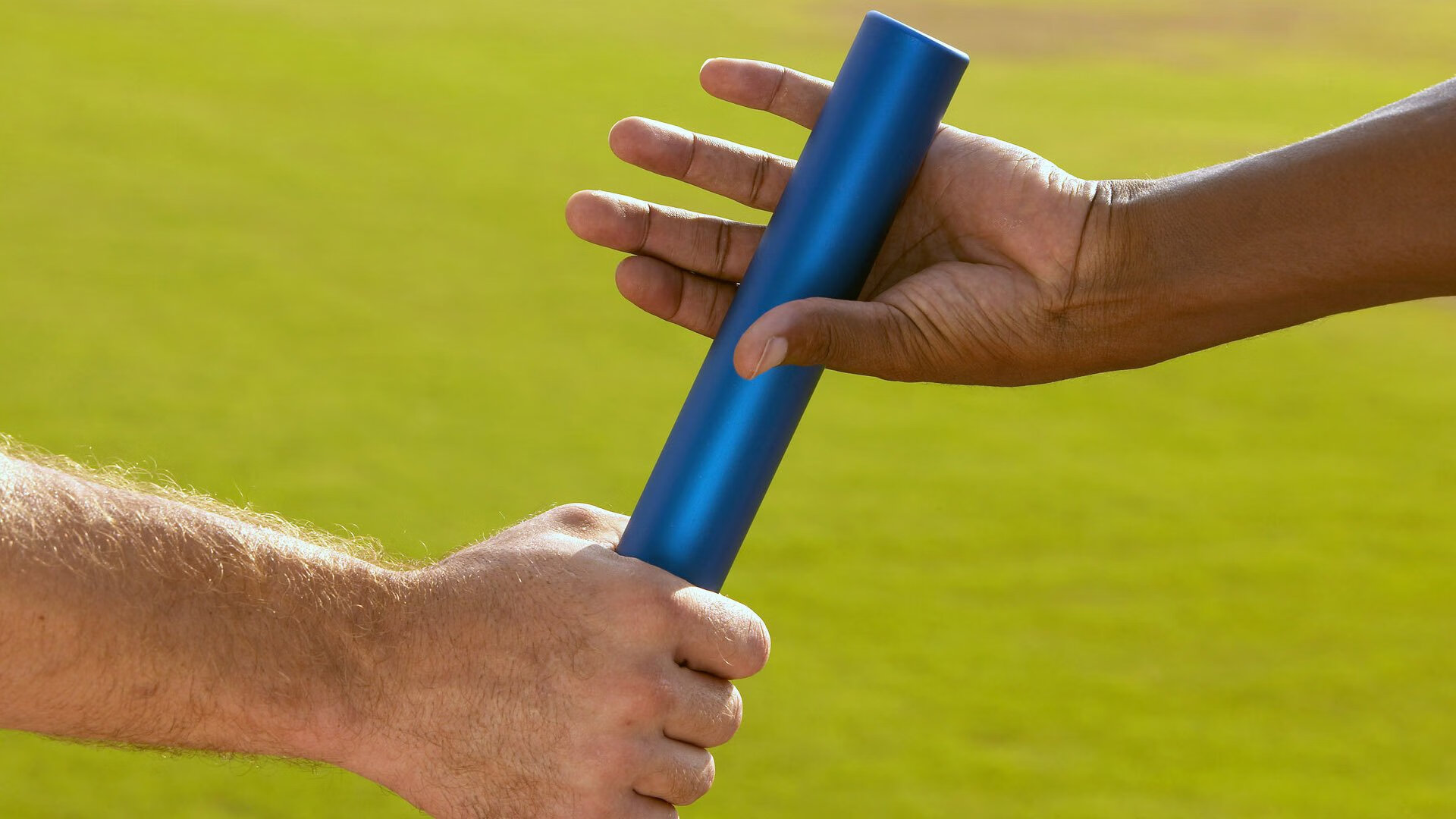 “中超联赛精彩对决不断，观赛热情持续高涨”，中超联赛现场