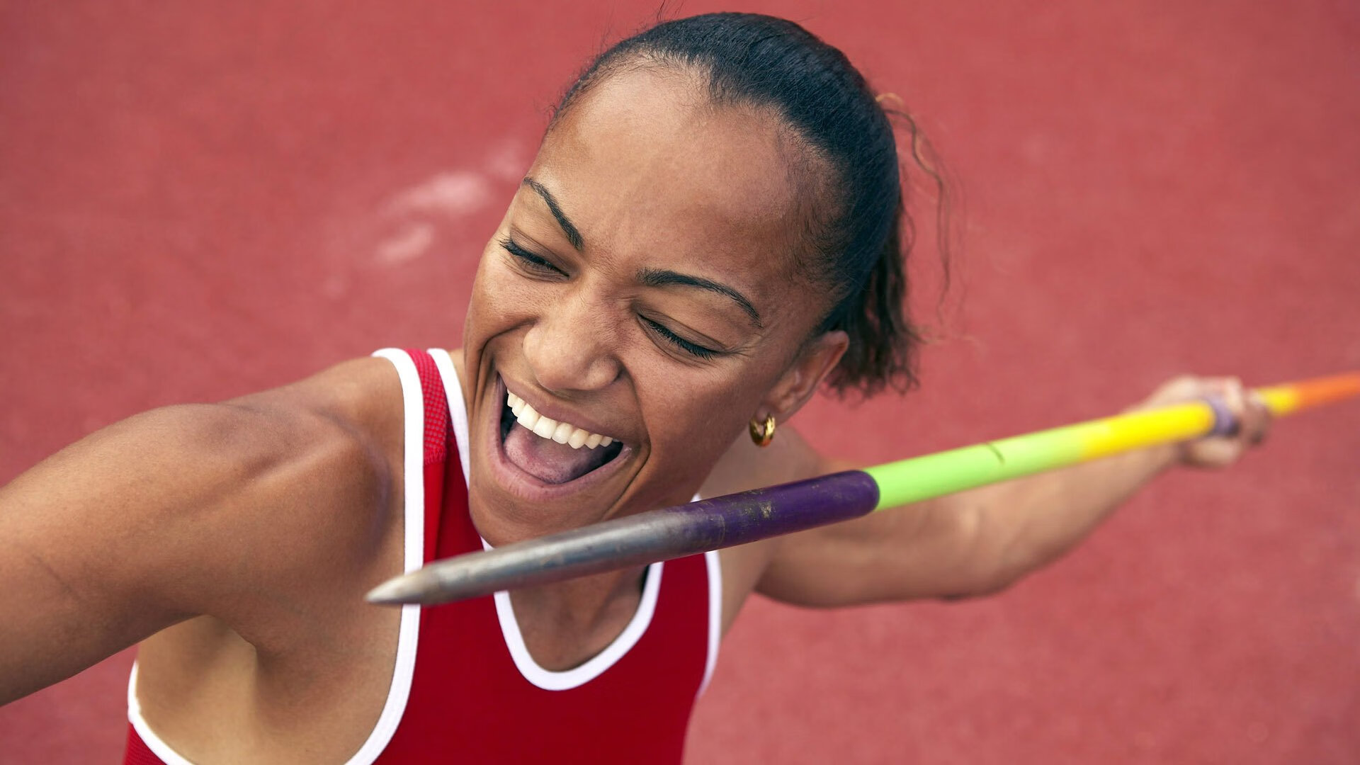 奥运击剑项目再添一金，雷声门徒传承出彩，击剑冠军雷声的太太