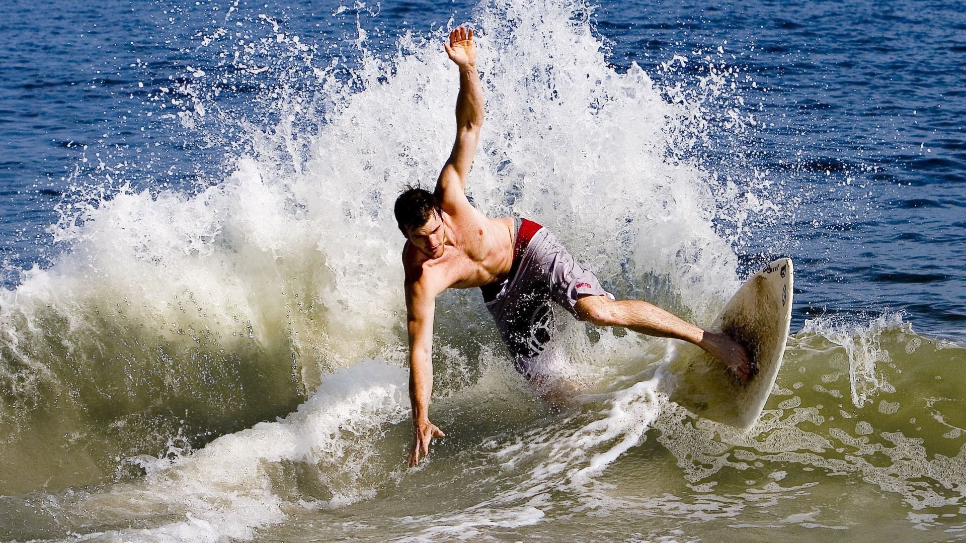 弓箭射击公开赛，目标精准展风采，弓箭比赛